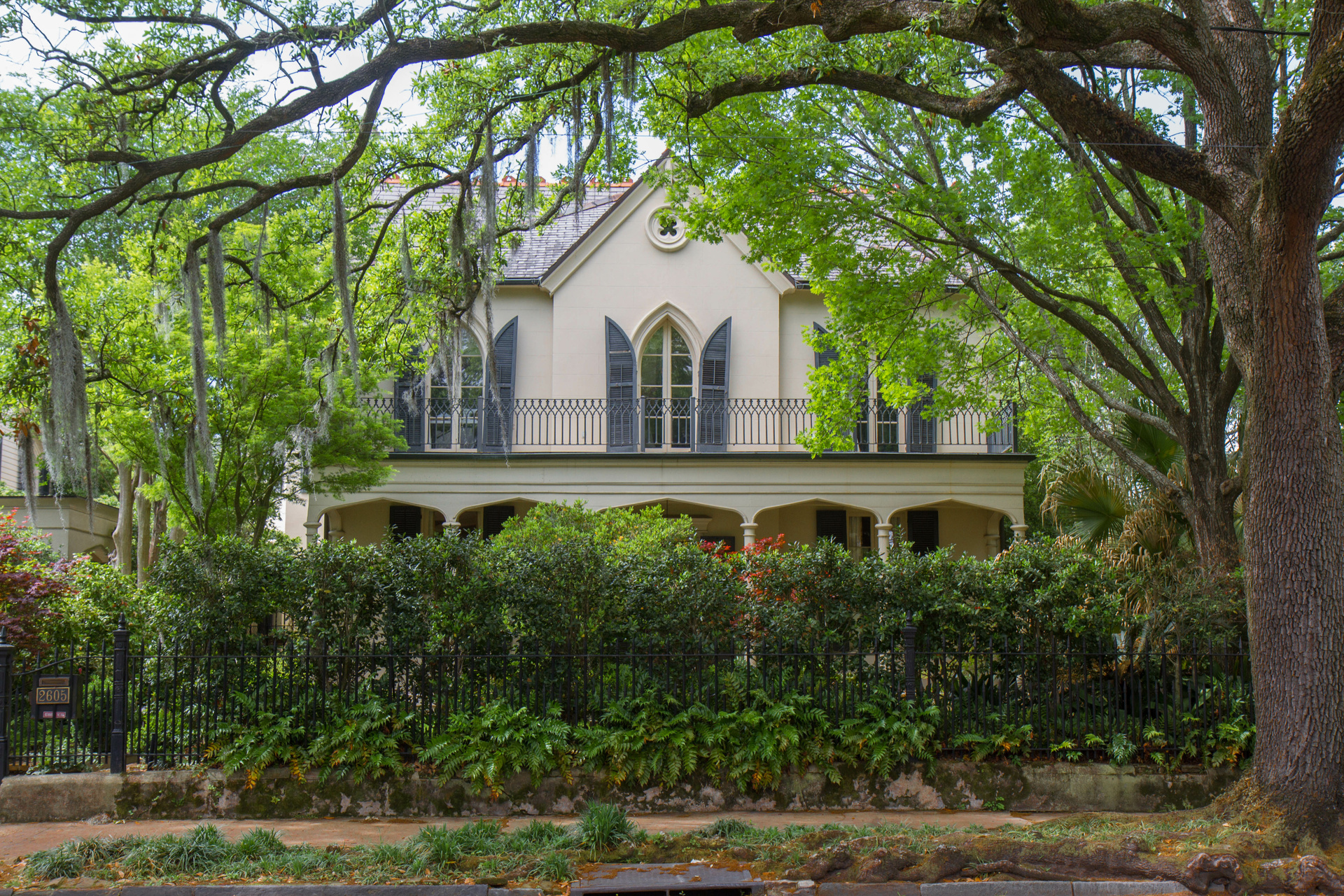 image.title Ghosts Of The Garden District: A Personal Journey Through New